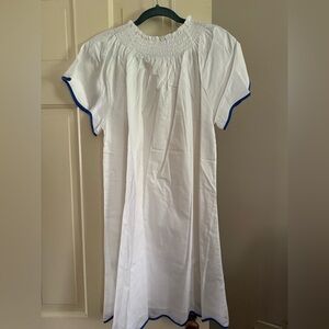 Lake Size M White Smocked day dress with Blue Trim